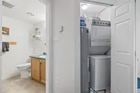 View 32