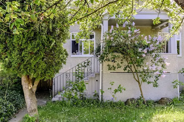 633 Prideaux St, Nanaimo BC V9R 2N9