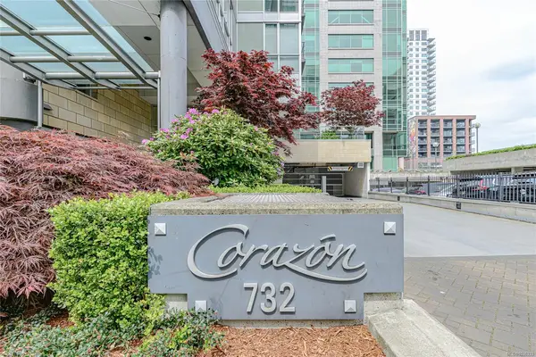 732 Cormorant St # 705, Victoria BC V8W 1P8 - 1 bed, 1 bath in Victoria