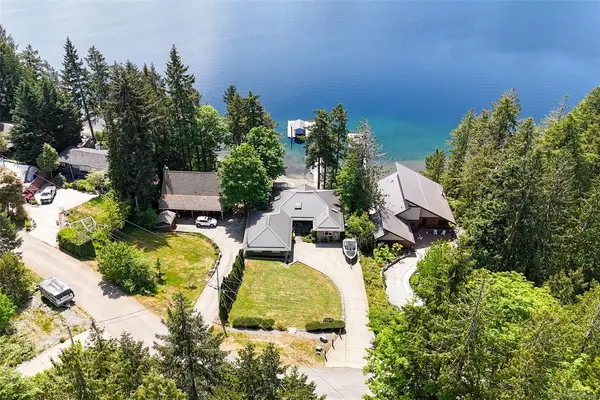 10172 Bishop Dr, Port Alberni BC V9Y 9A6