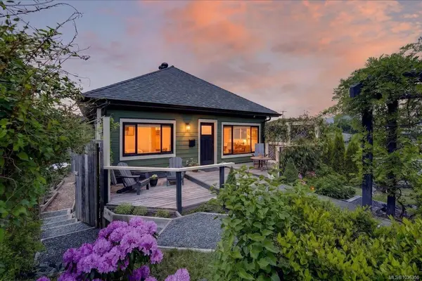3198 5th Ave, Port Alberni BC V9Y 4J3 - 3 bed, 2 bath in Port Alberni