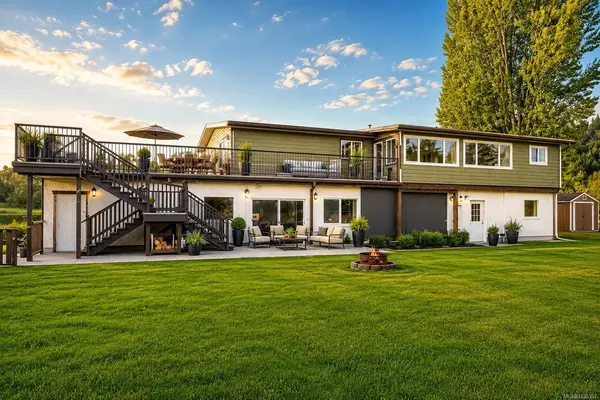 1777 Cecil St, Crofton BC V0R 1R0 - 5 bed, 4 bath property for sale in Crofton