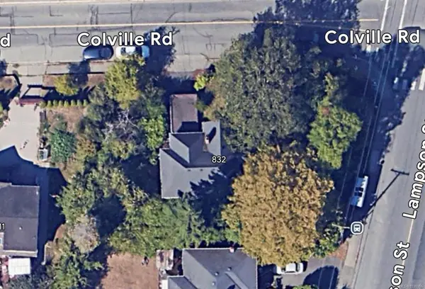 832 Lampson St, Esquimalt BC V9A 6B2