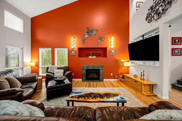 1103 View Pl, Courtenay BC V9N 9B6