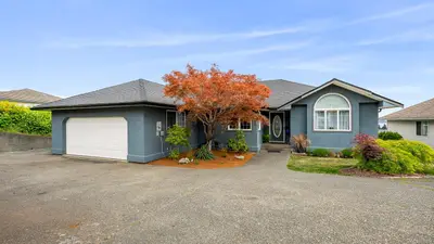 722 Nelson Rd, Campbell River BC V9H 1S1