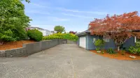 View 64