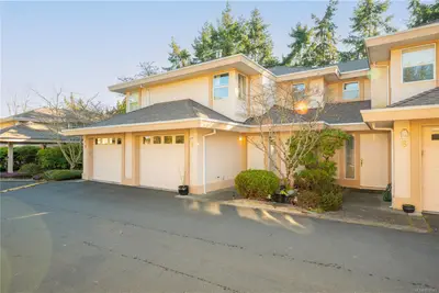 290 Corfield St # 7, Parksville BC V9P 2G5
