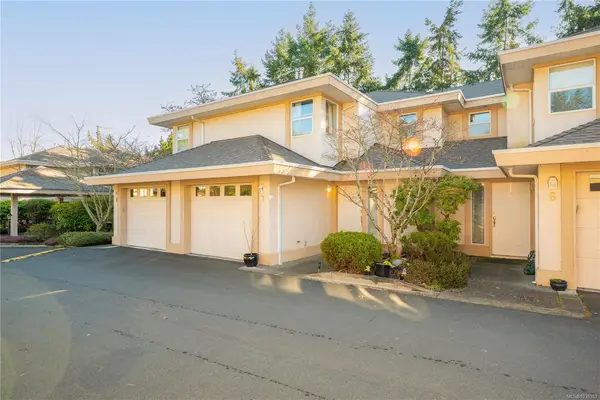 290 Corfield St # 7, Parksville BC V9P 2G5