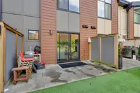 View 10