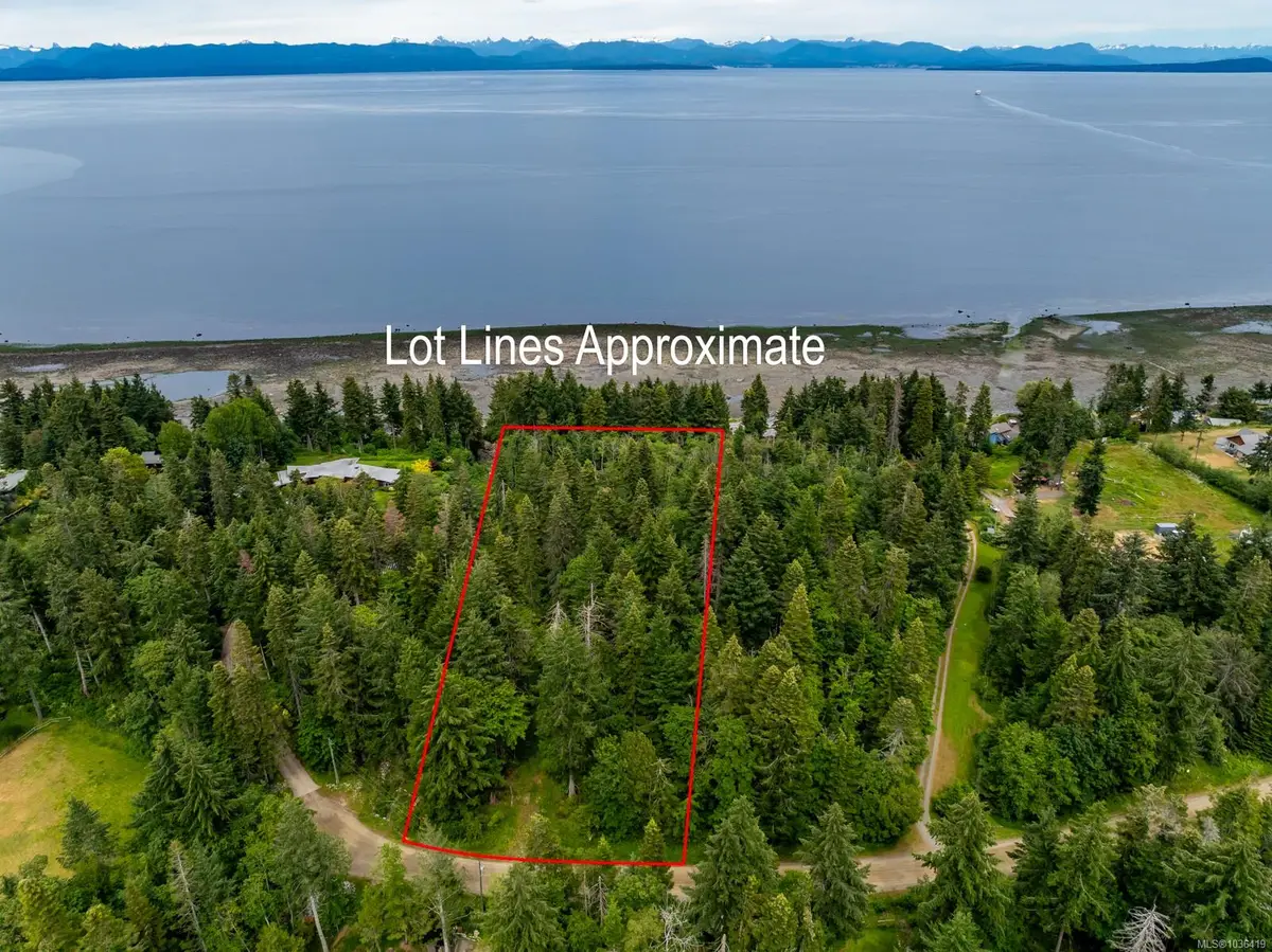 Lot 4 Anderton Rd N, Comox BC V9M 3Z2