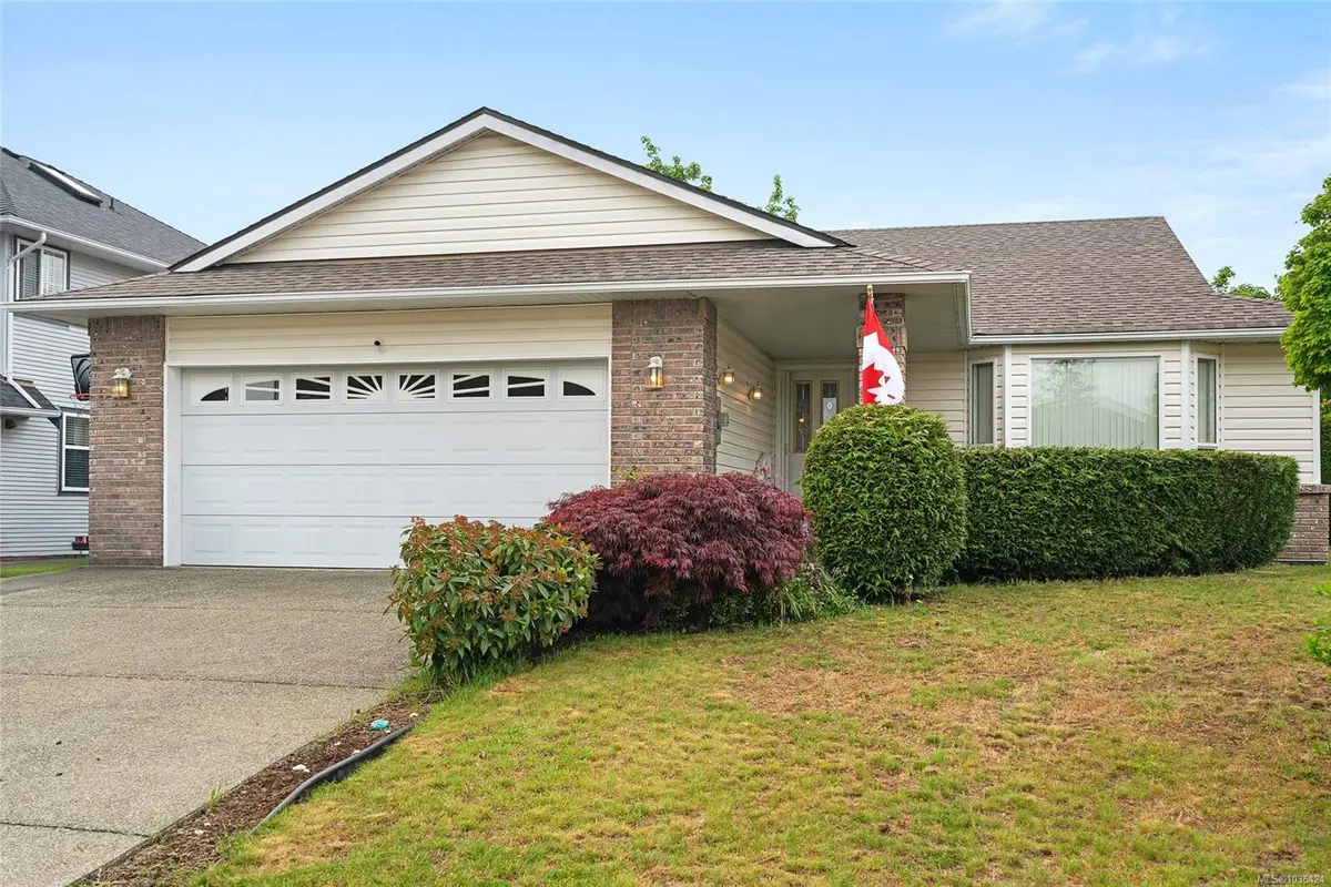 755 Ermineskin Ave, Parksville BC V9P 2L5