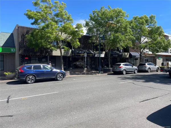 2412 Beacon Ave # F, Sidney BC V8L 1X4