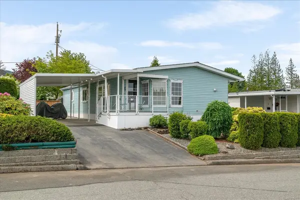 2301 Arbot Rd # 49, Nanaimo BC V9R 5K3 - 3 bed, 2 bath in Nanaimo