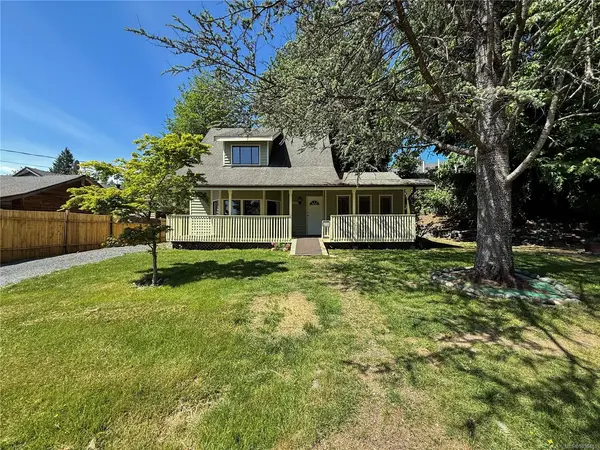 2714 Vallejo Rd, Campbell River BC V9W 4W7
