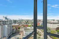 View 25