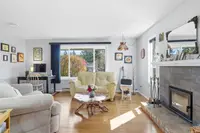 View 10