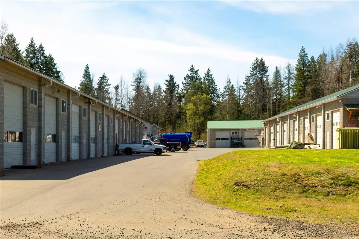 1260 Fair Rd #SL 5, Parksville BC V9P 2C7