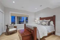 View 32