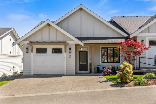 4098 Buckstone Rd # 124, Courtenay BC V9N 0H2