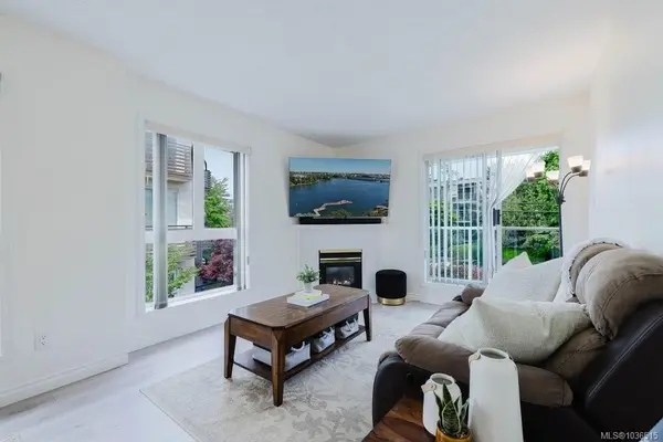 331 Burnside Rd E # 301, Victoria BC V9A 1A6 - 2 bed, 1 bath in Victoria