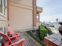 View 32