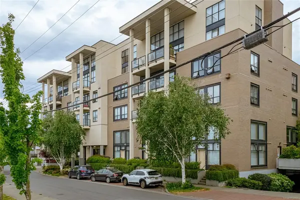 820 Short St # 104, Saanich BC V8X 2V6