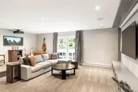 View 32