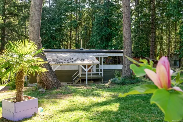 970 Carmen Cres, Gabriola Island BC V0R 1X2