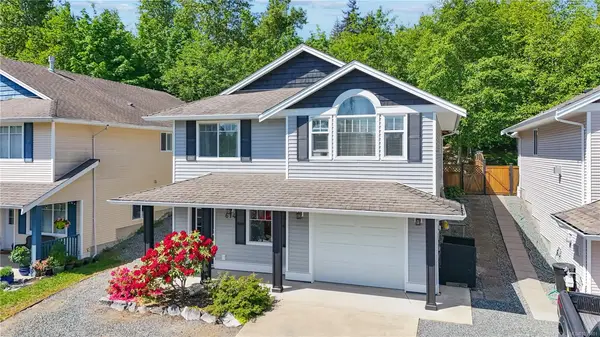 614 Oakwood Rd, Ladysmith BC V9G 2C1