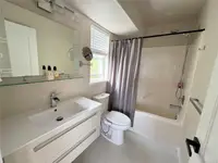 View 10