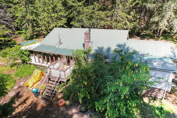 3070 Fairbairn Rd, Gabriola Island BC V0R 1X7