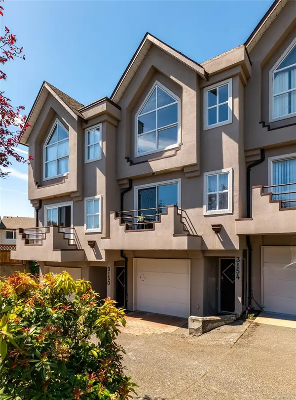 3154 Washington Ave, Victoria BC V9A 1P6 - 2 bed, 2 bath in Victoria