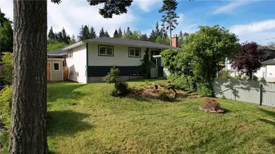 7147 Wright Rd, Sooke BC V9Z 0S5