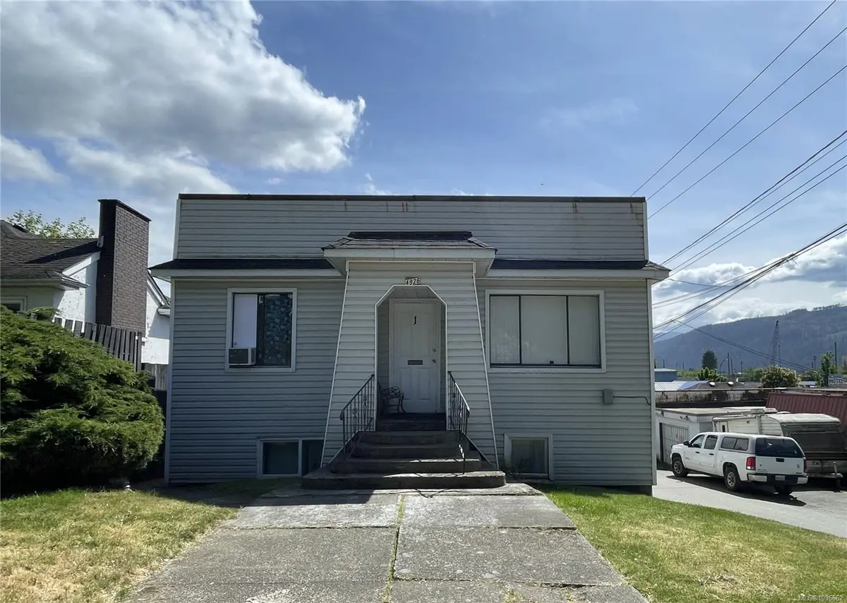 4926 Redford St, Port Alberni BC V9Y 3P1