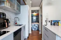 View 10