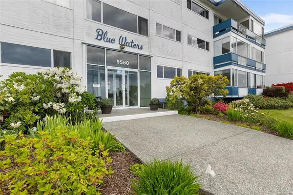 9560 Fifth St # 303, Sidney BC V8L 2W5