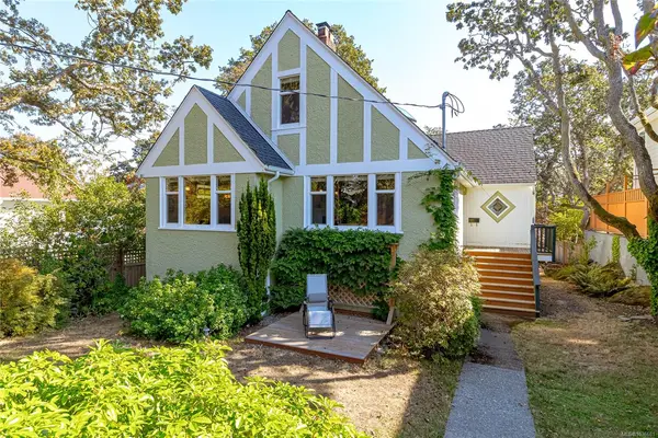 1959 Hampshire Rd, Oak Bay BC V8R 5T9