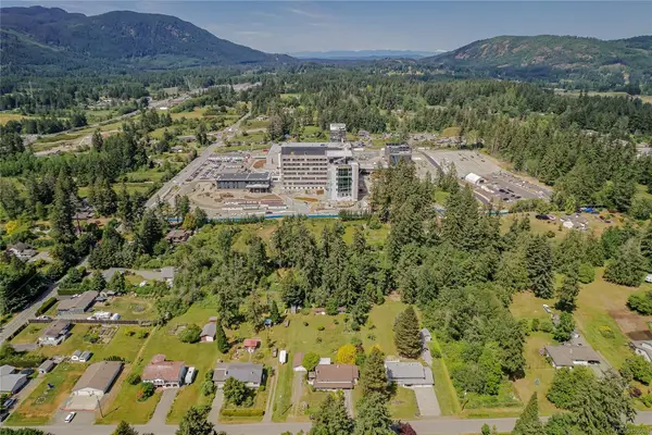 2821 Ortona Rd, Duncan BC V9L 3W8 - 3 bed, 2 bath in Duncan