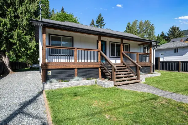 154 MacDonald Rd, Lake Cowichan BC V0R 2G0 - 3 bed, 1 bath in Lake Cowichan