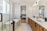 View 16