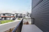 View 32