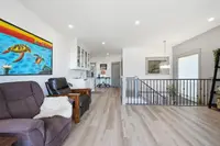 View 32