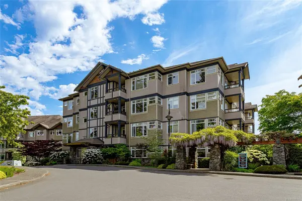 1115 Craigflower Rd # 104D, Esquimalt BC V9A 7R1 - 2 bed, 2 bath in Esquimalt