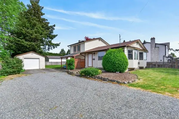 1005 26th St, Courtenay BC V9N 7H6
