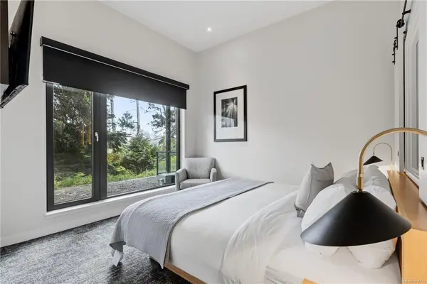 596 Marine Dr # 103, Ucluelet BC V0R 3A0 - 1 bed, 1 bath in Ucluelet