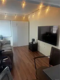 View 10