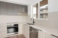 View 16