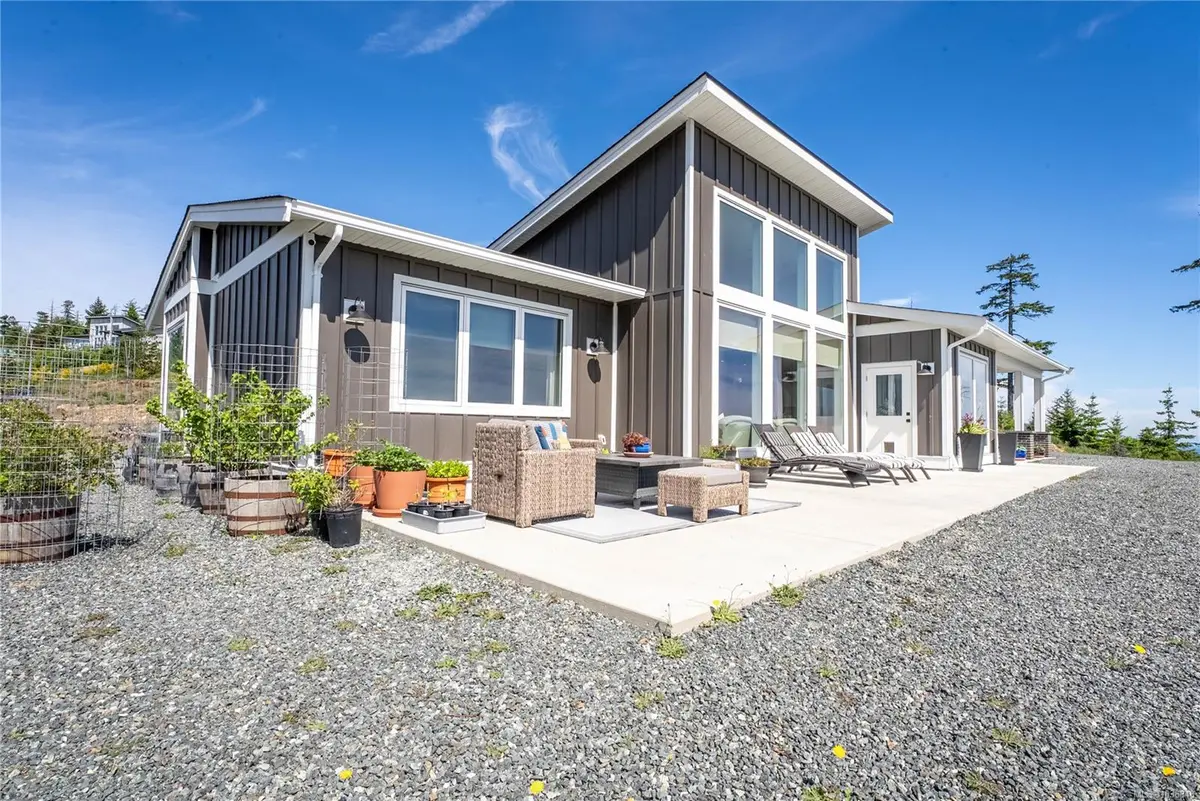 4030 Ridgeline Dr, Shawnigan Lake BC V0R 2W3