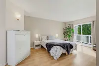 View 16