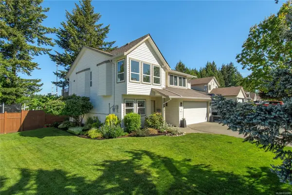 2297 Walbran Dr, Courtenay BC V9N 9E4